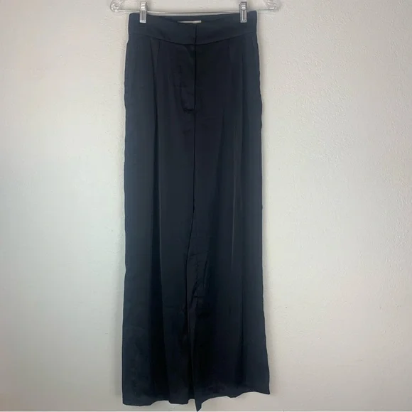A&F Sloane Tailored Satin Trousers Pant 26/2 short Black High Rise Wide Leg NWT - Picture 3 of 12